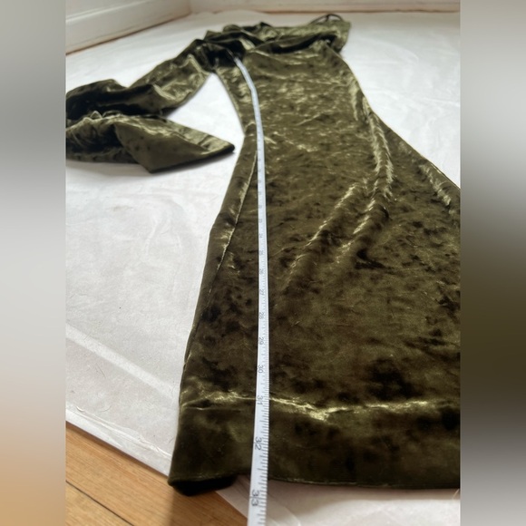 Camila Coelho Nolan Velour Jumpsuit Olive Green size M Cut out Sleeveless - Picture 6 of 9